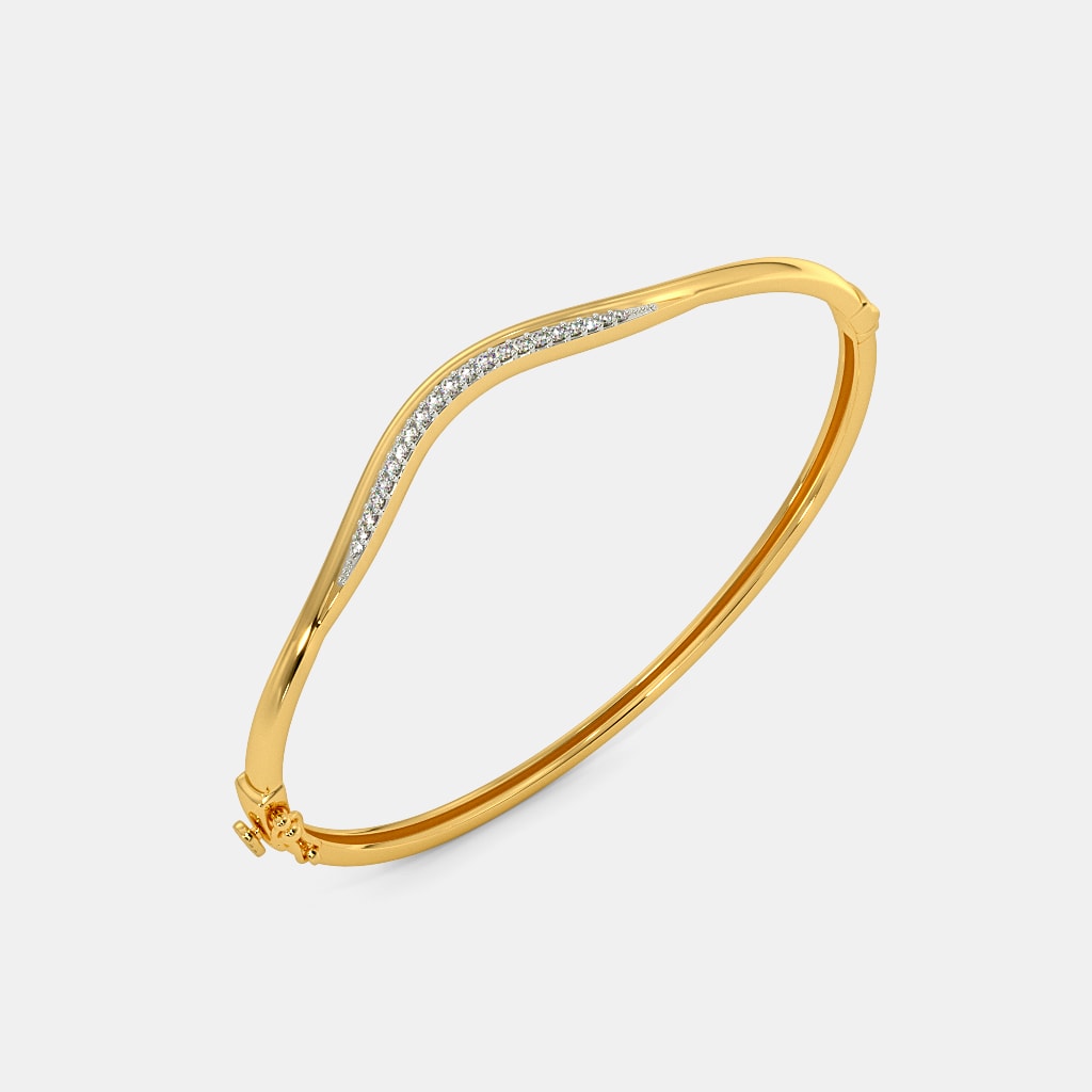 The Lacey Oval Bangle