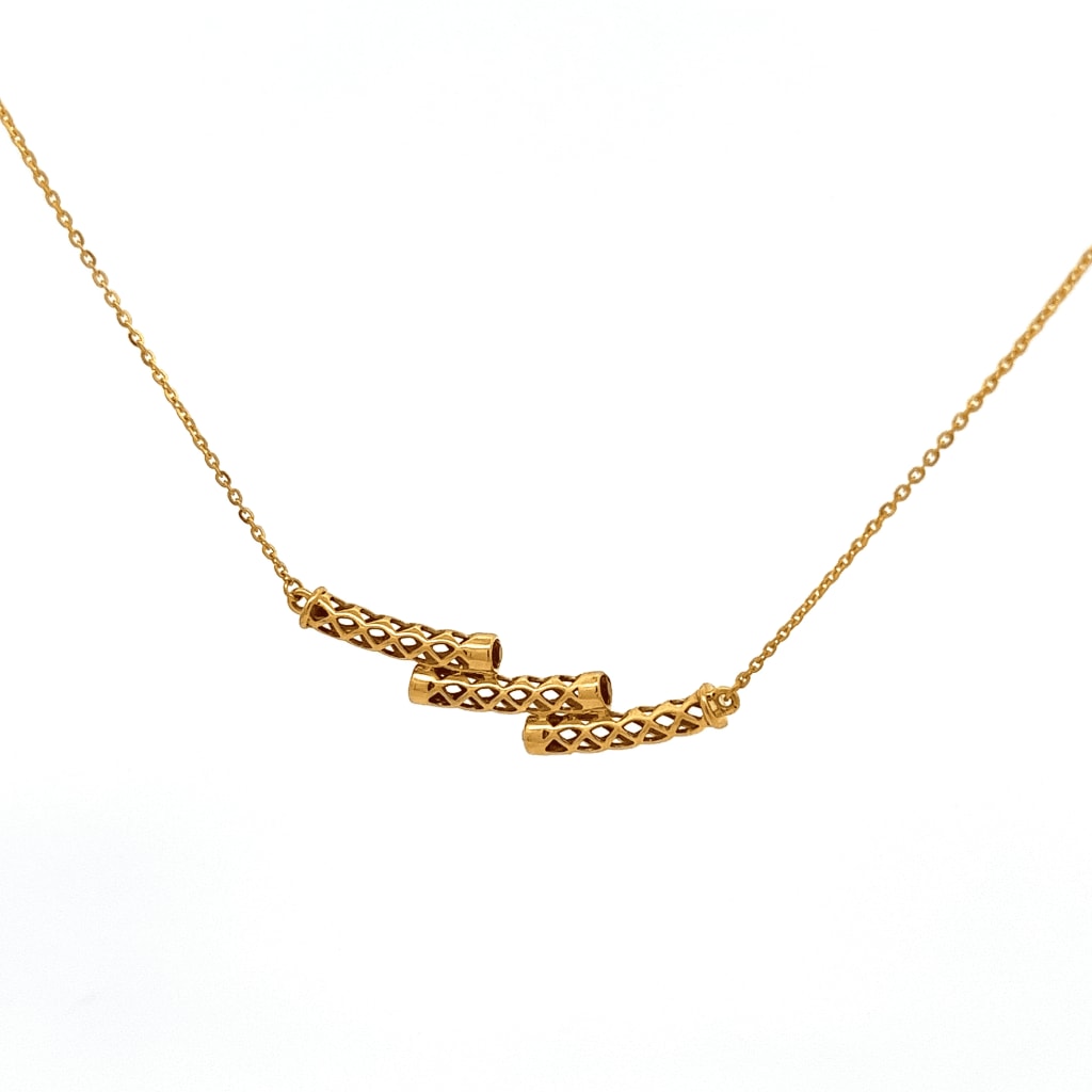 The Ayaana Pendant Necklace