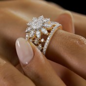 The Lerissa Engagement Ring - thumb 4