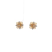 The Petalequatre Petales Stud Earrings - thumb 3