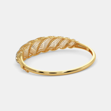 The Tarentella Oval Bangle