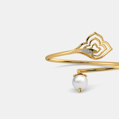 The Adya Twister Bangle