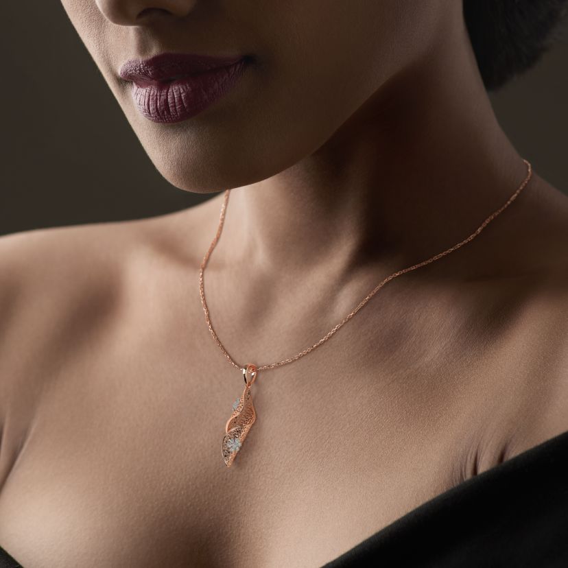 The Simetria Pendant - image 3
