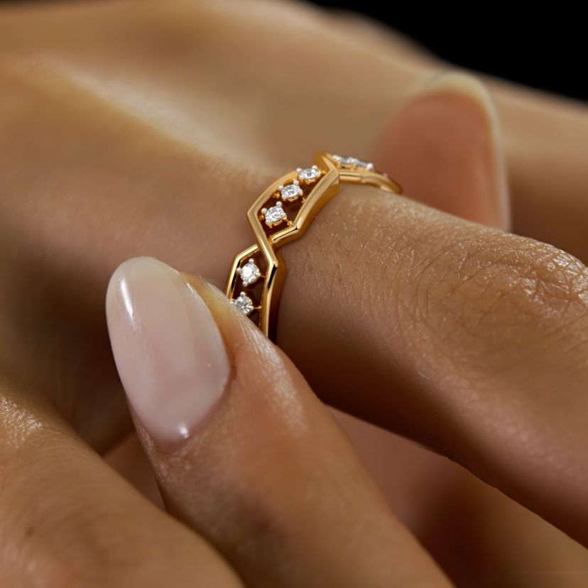 The Claus Ring - image 6