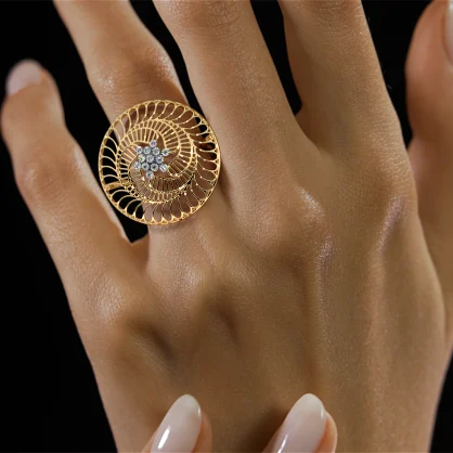 The Roaming Petal Ring | BlueStone.com